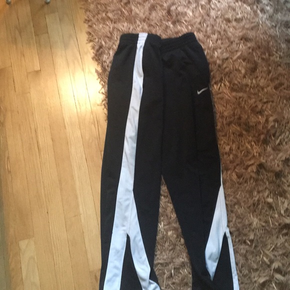 Nike athletic pants - Picture 2 of 2